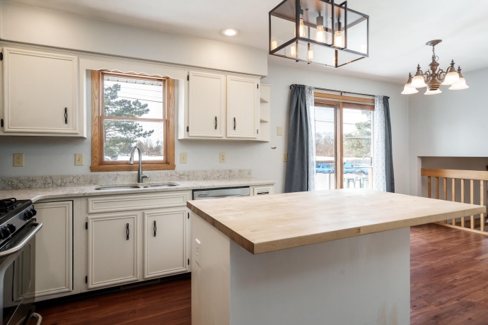 13280 Huntington Chase, ROCKTON, Illinois 61072, 4 Bedrooms Bedrooms, ,3 BathroomsBathrooms,House,For Sale,Huntington Chase,202600414