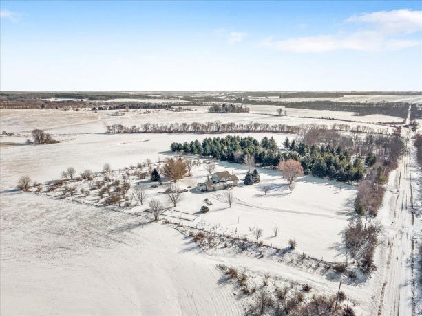 16403 Hartman, DAVIS, Illinois 61019, 3 Bedrooms Bedrooms, ,2 BathroomsBathrooms,House,For Sale,Hartman,202600418