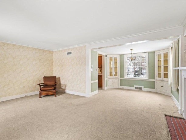 2433 Oxford, ROCKFORD, Illinois 61103, 3 Bedrooms Bedrooms, ,1 BathroomBathrooms,House,For Sale,Oxford,202600420