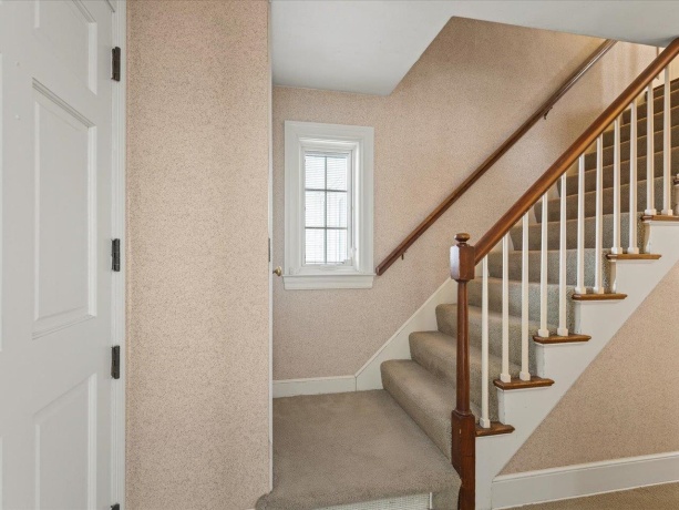 2433 Oxford, ROCKFORD, Illinois 61103, 3 Bedrooms Bedrooms, ,1 BathroomBathrooms,House,For Sale,Oxford,202600420