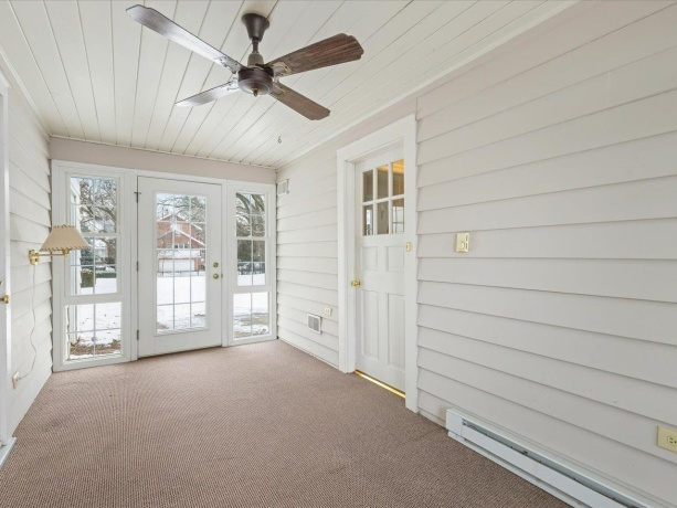 2433 Oxford, ROCKFORD, Illinois 61103, 3 Bedrooms Bedrooms, ,1 BathroomBathrooms,House,For Sale,Oxford,202600420