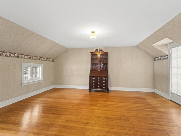 2433 Oxford, ROCKFORD, Illinois 61103, 3 Bedrooms Bedrooms, ,1 BathroomBathrooms,House,For Sale,Oxford,202600420