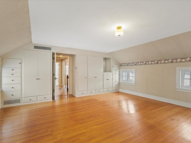 2433 Oxford, ROCKFORD, Illinois 61103, 3 Bedrooms Bedrooms, ,1 BathroomBathrooms,House,For Sale,Oxford,202600420