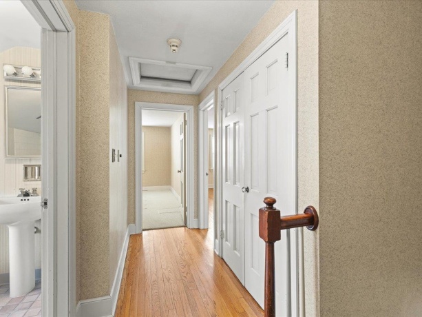 2433 Oxford, ROCKFORD, Illinois 61103, 3 Bedrooms Bedrooms, ,1 BathroomBathrooms,House,For Sale,Oxford,202600420