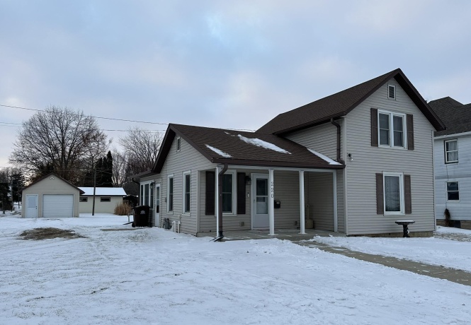 220 Simmons Ave, STOCKTON, Illinois 61085, 3 Bedrooms Bedrooms, ,2 BathroomsBathrooms,House,For Sale,Simmons Ave,202600422