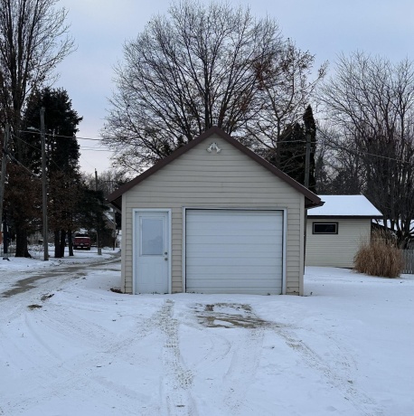 220 Simmons Ave, STOCKTON, Illinois 61085, 3 Bedrooms Bedrooms, ,2 BathroomsBathrooms,House,For Sale,Simmons Ave,202600422