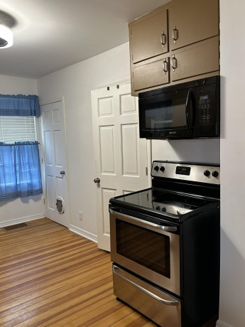 220 Simmons Ave, STOCKTON, Illinois 61085, 3 Bedrooms Bedrooms, ,2 BathroomsBathrooms,House,For Sale,Simmons Ave,202600422