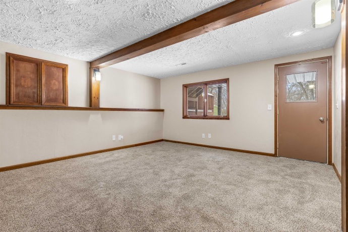 11738 Southgate, ROSCOE, Illinois 61073, 6 Bedrooms Bedrooms, ,3 BathroomsBathrooms,House,For Sale,Southgate,202600427