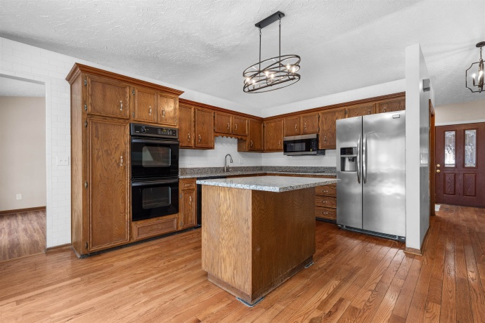 11738 Southgate, ROSCOE, Illinois 61073, 6 Bedrooms Bedrooms, ,3 BathroomsBathrooms,House,For Sale,Southgate,202600427