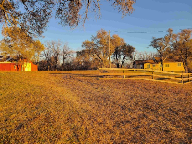 21882 410 East, SHEFFIELD, Illinois 61361, 2 Bedrooms Bedrooms, ,2 BathroomsBathrooms,House,For Sale,410 East,202507489