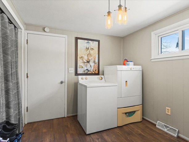 412 Main, DURAND, Illinois 61024, 3 Bedrooms Bedrooms, ,1 BathroomBathrooms,House,For Sale,Main,202600432