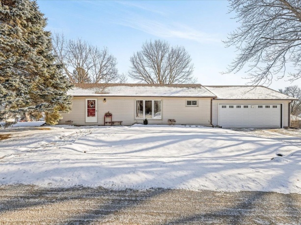 412 Main, DURAND, Illinois 61024, 3 Bedrooms Bedrooms, ,1 BathroomBathrooms,House,For Sale,Main,202600432