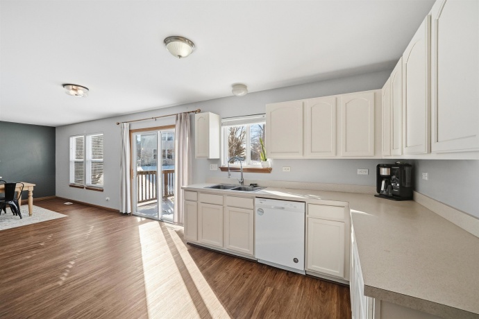 379 Stone Hollow, POPLAR GROVE, Illinois 61065, 3 Bedrooms Bedrooms, ,2 BathroomsBathrooms,House,For Sale,Stone Hollow,202600433