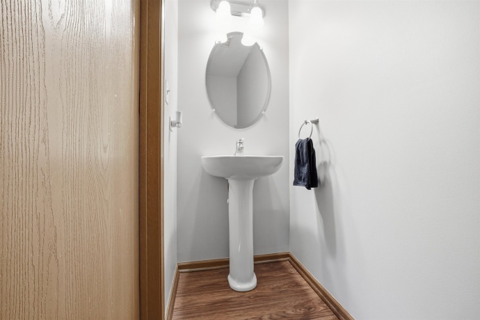 379 Stone Hollow, POPLAR GROVE, Illinois 61065, 3 Bedrooms Bedrooms, ,2 BathroomsBathrooms,House,For Sale,Stone Hollow,202600433