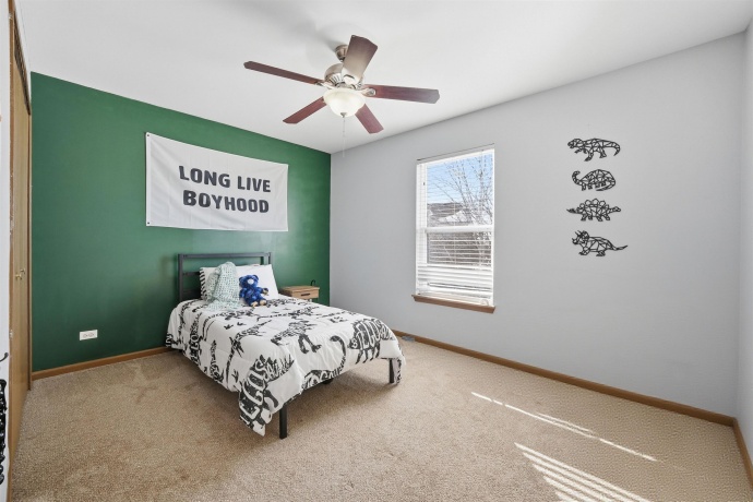 379 Stone Hollow, POPLAR GROVE, Illinois 61065, 3 Bedrooms Bedrooms, ,2 BathroomsBathrooms,House,For Sale,Stone Hollow,202600433