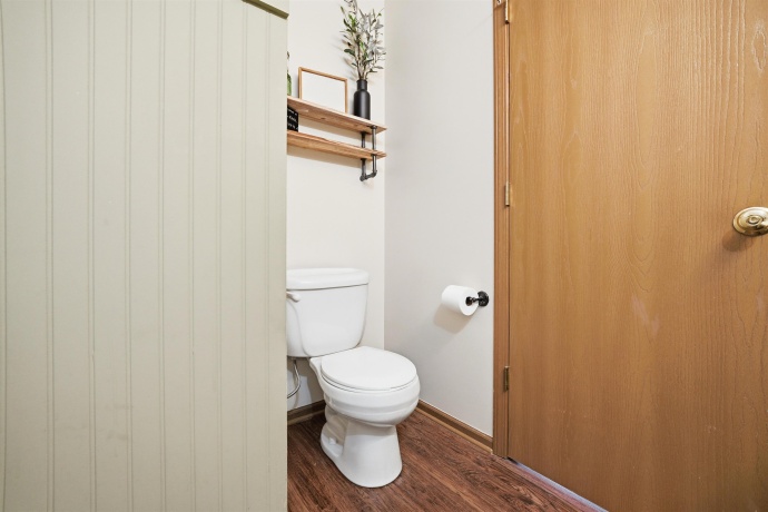 379 Stone Hollow, POPLAR GROVE, Illinois 61065, 3 Bedrooms Bedrooms, ,2 BathroomsBathrooms,House,For Sale,Stone Hollow,202600433