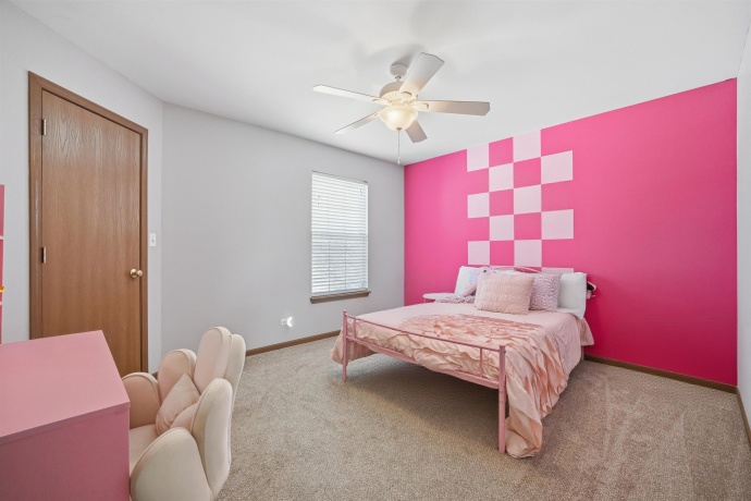 379 Stone Hollow, POPLAR GROVE, Illinois 61065, 3 Bedrooms Bedrooms, ,2 BathroomsBathrooms,House,For Sale,Stone Hollow,202600433