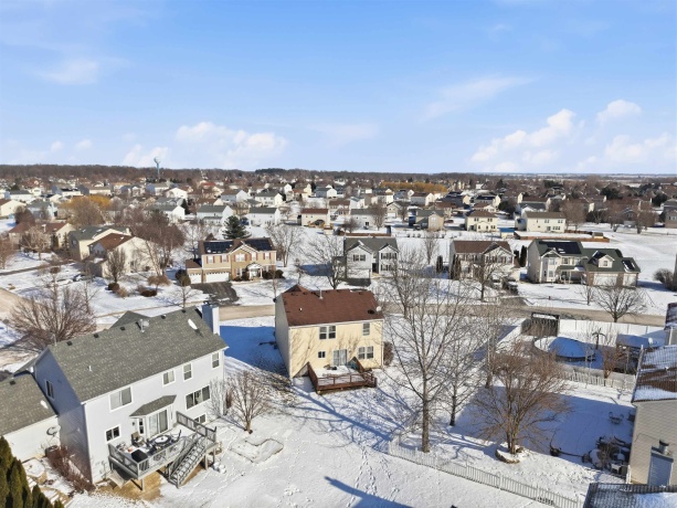 379 Stone Hollow, POPLAR GROVE, Illinois 61065, 3 Bedrooms Bedrooms, ,2 BathroomsBathrooms,House,For Sale,Stone Hollow,202600433