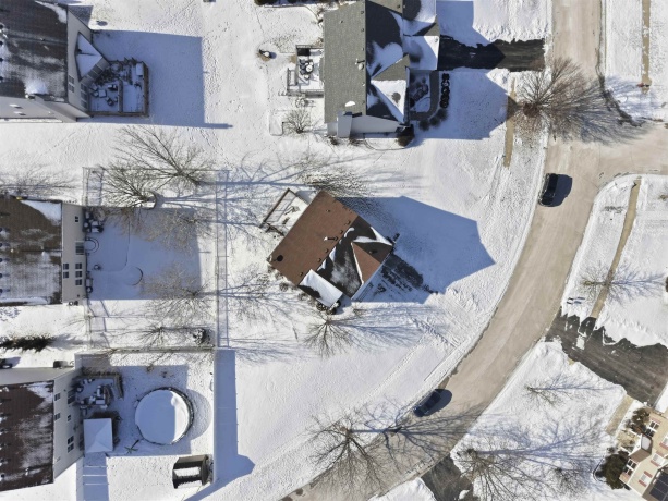 379 Stone Hollow, POPLAR GROVE, Illinois 61065, 3 Bedrooms Bedrooms, ,2 BathroomsBathrooms,House,For Sale,Stone Hollow,202600433