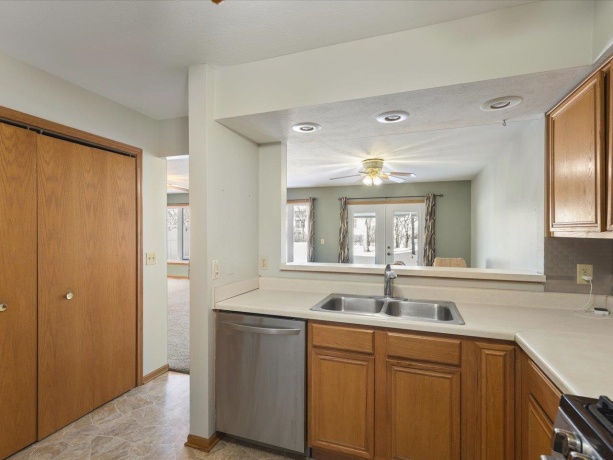 687 Beulah, ROCKTON, Illinois 61072, 3 Bedrooms Bedrooms, ,2 BathroomsBathrooms,Condominium,For Sale,Beulah,202600435