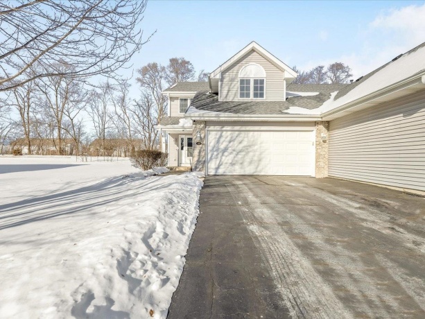 687 Beulah, ROCKTON, Illinois 61072, 3 Bedrooms Bedrooms, ,2 BathroomsBathrooms,Condominium,For Sale,Beulah,202600435