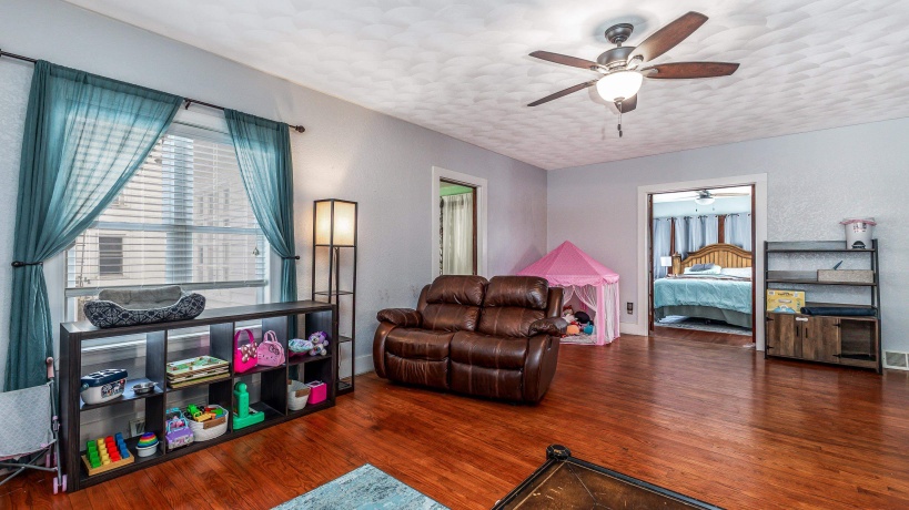 469 Dewey, GALENA, Illinois 61036, 2 Bedrooms Bedrooms, ,1 BathroomBathrooms,House,For Sale,Dewey,202600439