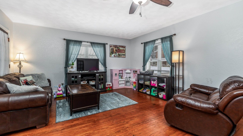 469 Dewey, GALENA, Illinois 61036, 2 Bedrooms Bedrooms, ,1 BathroomBathrooms,House,For Sale,Dewey,202600439