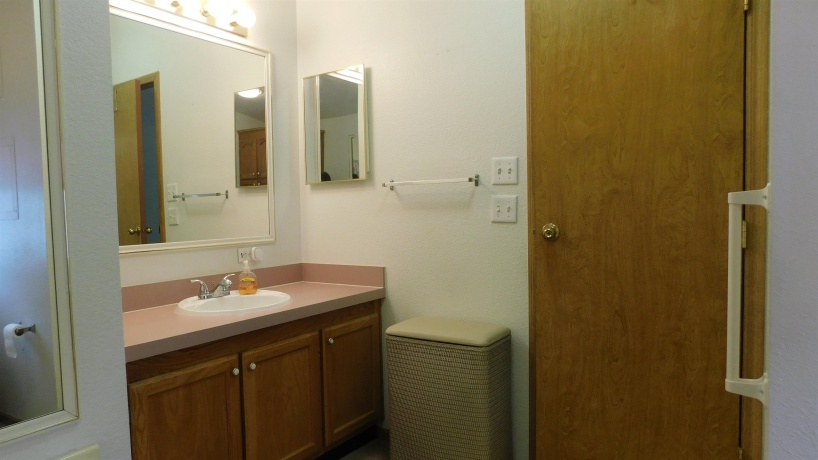 5476 Ebonywood, ROSCOE, Illinois 61073, 3 Bedrooms Bedrooms, ,2 BathroomsBathrooms,House,For Sale,Ebonywood,202600446