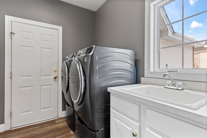 11353 Wentworth, BELVIDERE, Illinois 61008, 5 Bedrooms Bedrooms, ,3 BathroomsBathrooms,House,For Sale,Wentworth,202600456