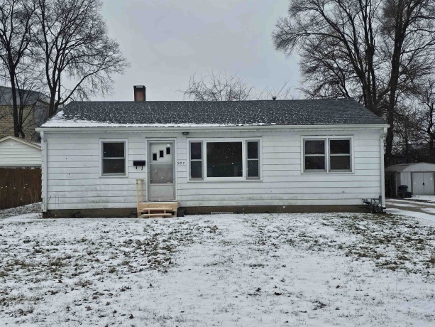 907 Merrill, LOVES PARK, Illinois 61111, 3 Bedrooms Bedrooms, ,1 BathroomBathrooms,House,For Sale,Merrill,202600461