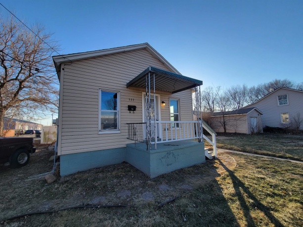 533 Deleon, OTTAWA, Illinois 61350, 2 Bedrooms Bedrooms, ,1 BathroomBathrooms,House,For Sale,Deleon,202600471
