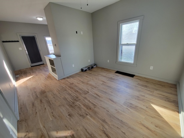 533 Deleon, OTTAWA, Illinois 61350, 2 Bedrooms Bedrooms, ,1 BathroomBathrooms,House,For Sale,Deleon,202600471