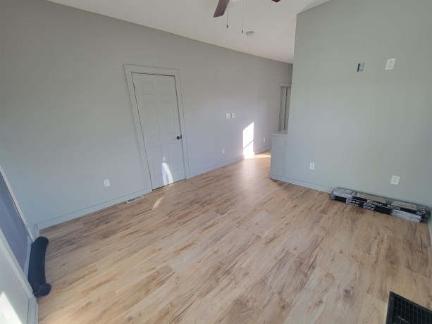 533 Deleon, OTTAWA, Illinois 61350, 2 Bedrooms Bedrooms, ,1 BathroomBathrooms,House,For Sale,Deleon,202600471