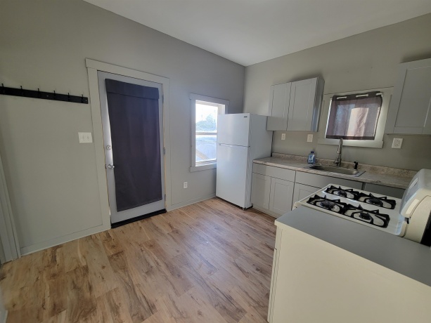 533 Deleon, OTTAWA, Illinois 61350, 2 Bedrooms Bedrooms, ,1 BathroomBathrooms,House,For Sale,Deleon,202600471