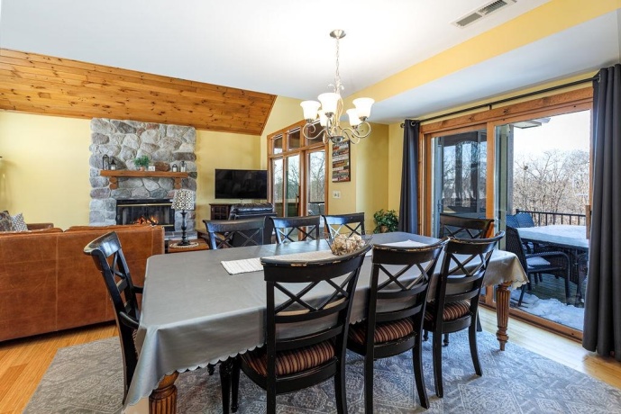 13 Shorewood, GALENA, Illinois 61036, 5 Bedrooms Bedrooms, ,4 BathroomsBathrooms,House,For Sale,Shorewood,202600472