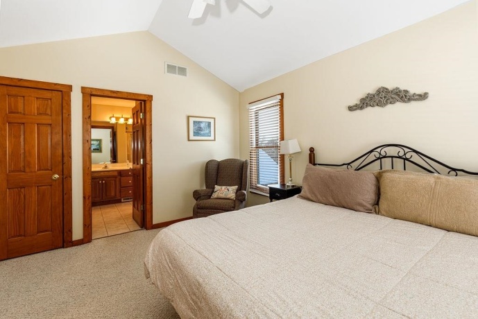 13 Shorewood, GALENA, Illinois 61036, 5 Bedrooms Bedrooms, ,4 BathroomsBathrooms,House,For Sale,Shorewood,202600472