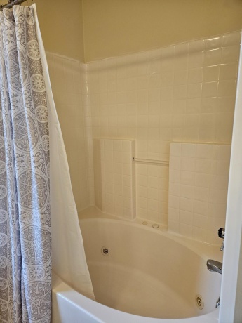 13 Shorewood, GALENA, Illinois 61036, 5 Bedrooms Bedrooms, ,4 BathroomsBathrooms,House,For Sale,Shorewood,202600472