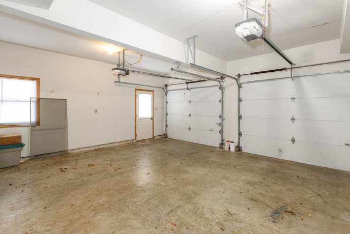 13 Shorewood, GALENA, Illinois 61036, 5 Bedrooms Bedrooms, ,4 BathroomsBathrooms,House,For Sale,Shorewood,202600472