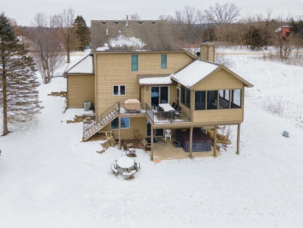 13 Shorewood, GALENA, Illinois 61036, 5 Bedrooms Bedrooms, ,4 BathroomsBathrooms,House,For Sale,Shorewood,202600472