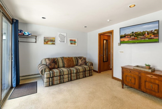 131 Plum Cove, GALENA, Illinois 61036, 3 Bedrooms Bedrooms, ,3 BathroomsBathrooms,Condominium,For Sale,Plum Cove,202600473