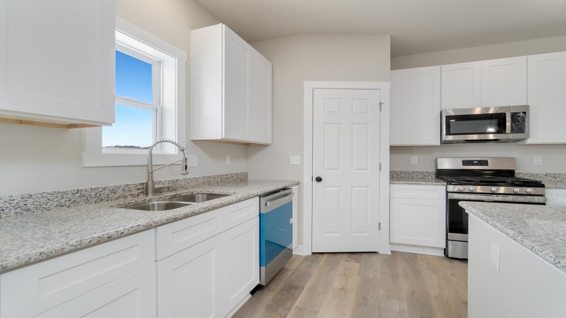 833 Kenai, ROSCOE, Illinois 61073, 3 Bedrooms Bedrooms, ,2 BathroomsBathrooms,House,For Sale,Kenai,202600478