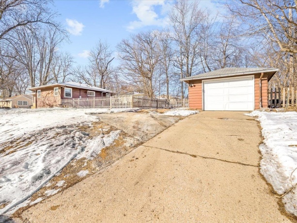 3504 Brendenwood, ROCKFORD, Illinois 61107, 3 Bedrooms Bedrooms, ,1 BathroomBathrooms,House,For Sale,Brendenwood,202600480