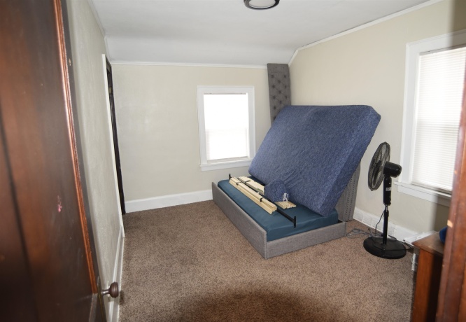 1305 Garrison, ROCKFORD, Illinois 61103, ,2 Units,For Sale,Garrison,202600481