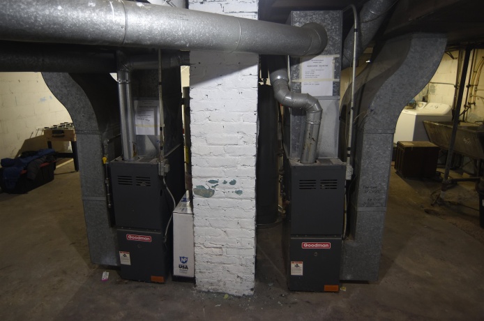 1305 Garrison, ROCKFORD, Illinois 61103, ,2 Units,For Sale,Garrison,202600481