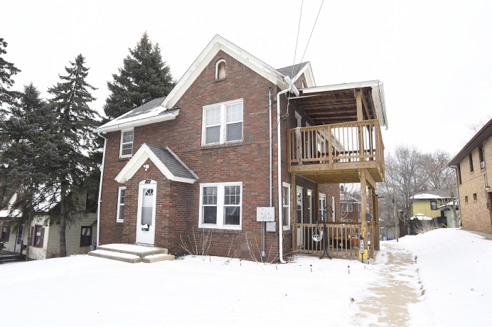 1305 Garrison, ROCKFORD, Illinois 61103, ,2 Units,For Sale,Garrison,202600481