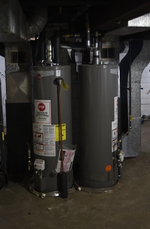 1305 Garrison, ROCKFORD, Illinois 61103, ,2 Units,For Sale,Garrison,202600481