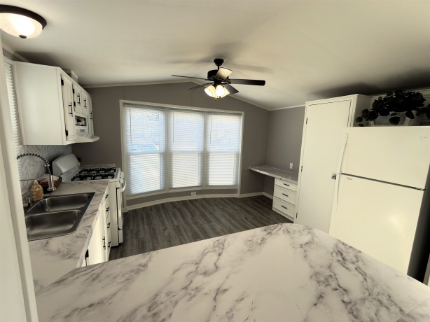 594 Park, BELVIDERE, Illinois 61008, 2 Bedrooms Bedrooms, ,1 BathroomBathrooms,House,For Sale,Park,202600485