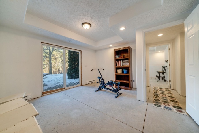 4092 Pond, LEAF RIVER, Illinois 61047, 5 Bedrooms Bedrooms, ,4 BathroomsBathrooms,House,For Sale,Pond,202600491