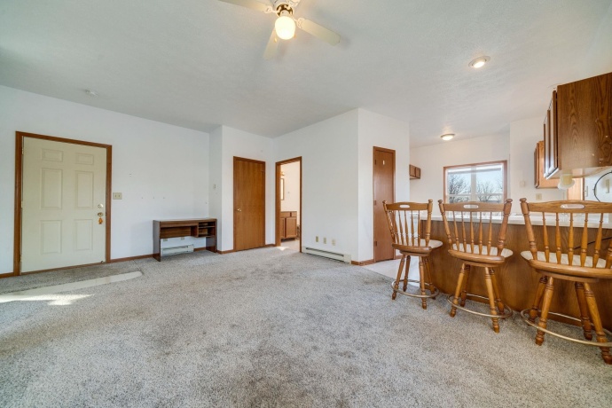 4092 Pond, LEAF RIVER, Illinois 61047, 5 Bedrooms Bedrooms, ,4 BathroomsBathrooms,House,For Sale,Pond,202600491