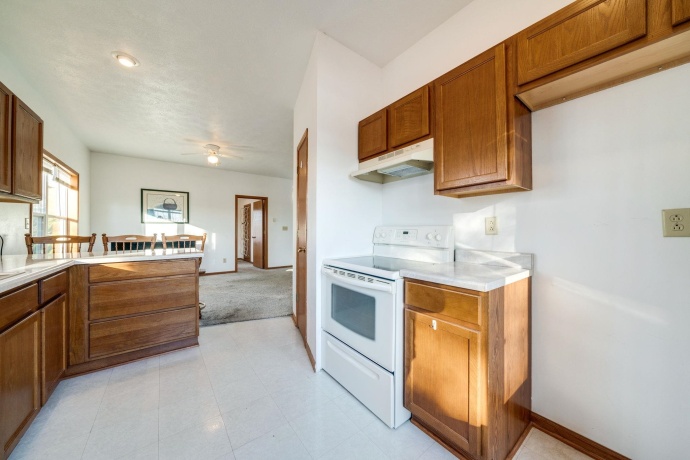 4092 Pond, LEAF RIVER, Illinois 61047, 5 Bedrooms Bedrooms, ,4 BathroomsBathrooms,House,For Sale,Pond,202600491